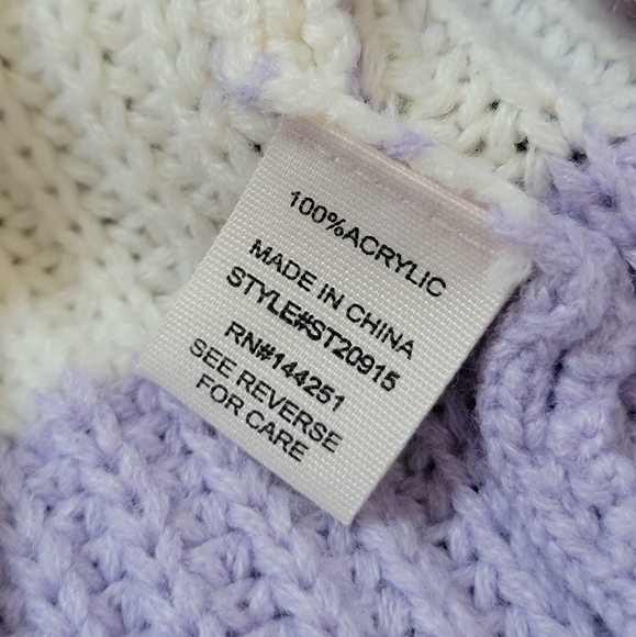 Lavender & Cream Jessica Simpson Sweater - Picture 4 of 4